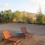 Descanso En Espacio Natural Con Vistastharada *