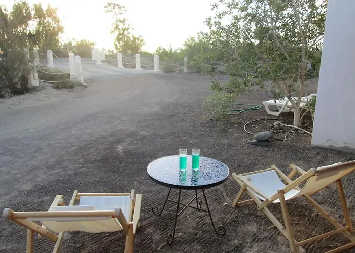 Descanso En Espacio Natural Con Vistastharada *