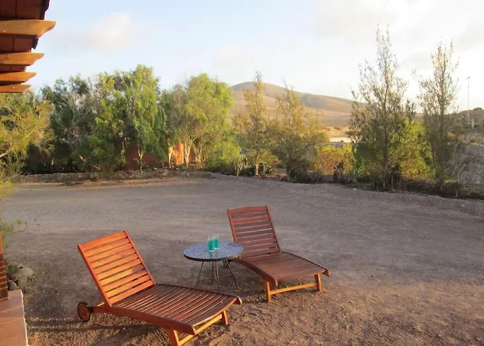 Descanso En Espacio Natural Con Vistastharada *